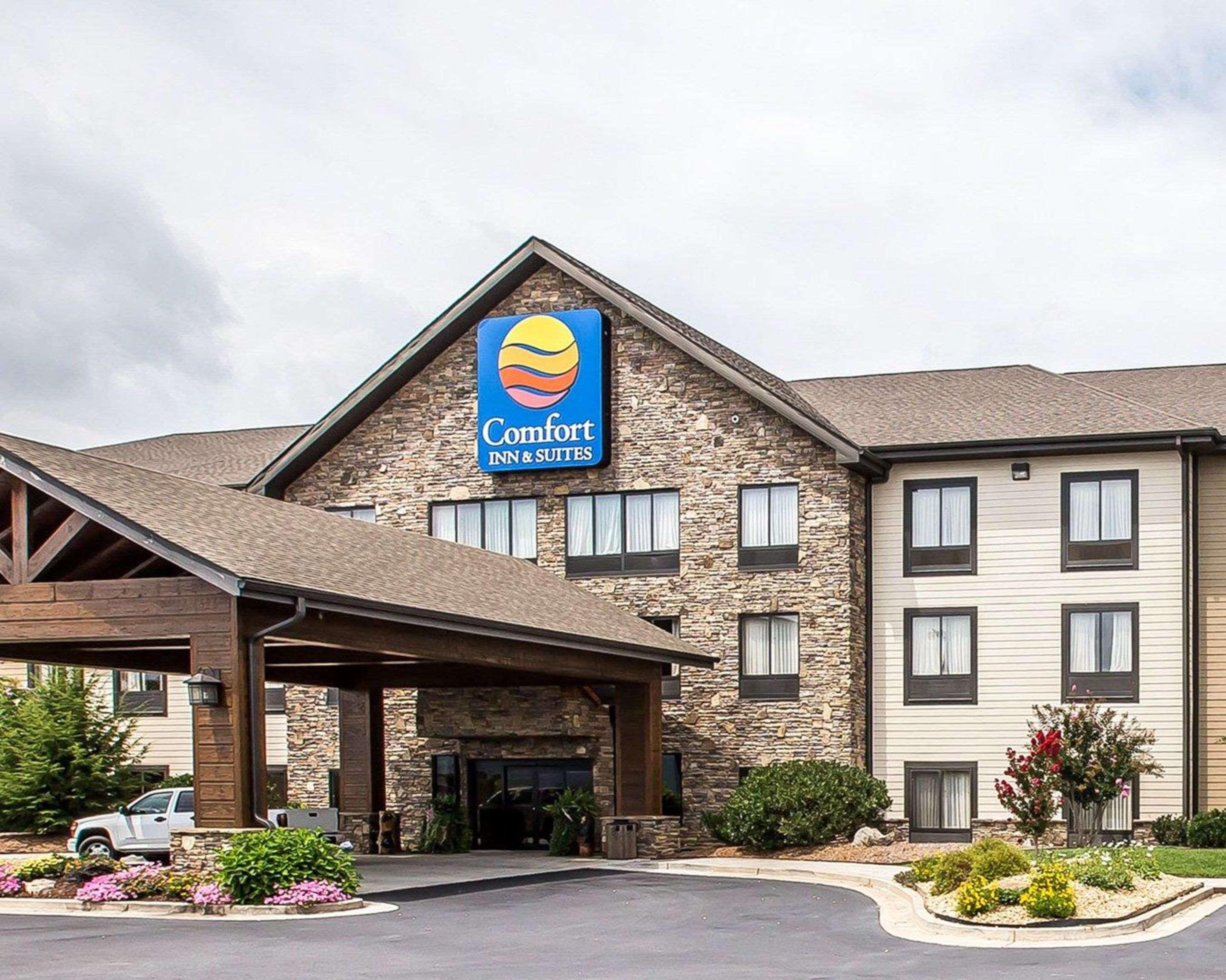 Comfort Inn & Suites Blue Ridge Εξωτερικό φωτογραφία